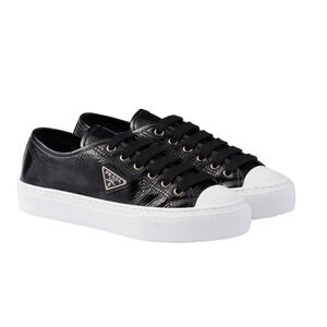 Prada Smash Naplak Black White Patent Logo Flat Low Top Trainer Sneaker 39
